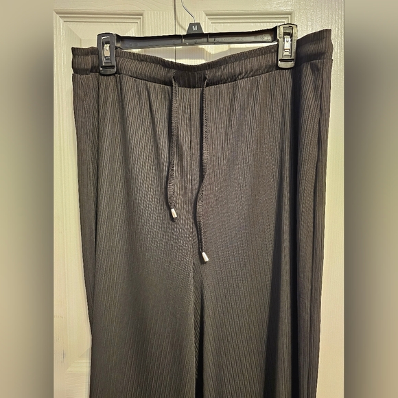Bob Mackie Boutique Black Wide Leg Pants  Size XL  NWOT - Picture 4 of 6